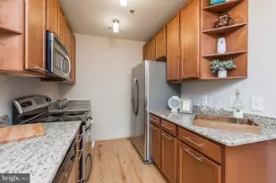 1200 Walnut St, Philadelphia, PA 19107 - Photo 4