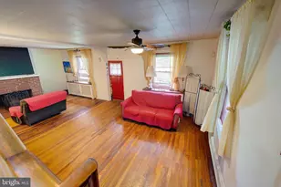 37 E Mermaid Ln, Philadelphia, PA 19118 - Photo 22