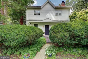 37 E Mermaid Ln, Philadelphia, PA 19118 - Photo 4