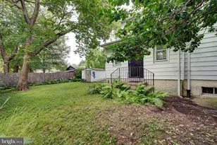 37 E Mermaid Ln, Philadelphia, PA 19118 - Photo 34