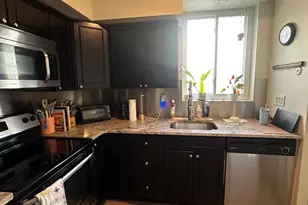 932 Pine St, Philadelphia, PA 19107 - Photo 4