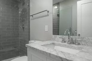 817 N 20th St, Philadelphia, PA 19130 - Photo 28
