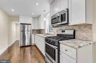 1906 E Albert St, Philadelphia, PA 19125 - Photo 12