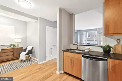 1425 Locust Street #4F, Philadelphia, PA 19102 - Photo 12