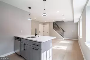 719 Dickinson St, Philadelphia, PA 19147 - Photo 6