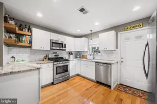 1925 S Sartain St, Philadelphia, PA 19148 - Photo 12
