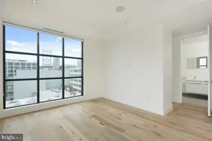240 N 2nd St, Philadelphia, PA 19106 - Photo 10