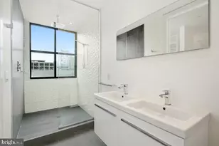 240 N 2nd St, Philadelphia, PA 19106 - Photo 12