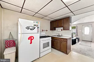 3612 Livingston St, Philadelphia, PA 19134 - Photo 8