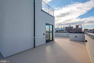 240 N 2nd St, Philadelphia, PA 19106 - Photo 12