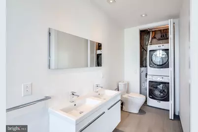 240 N 2nd Street #UNIT 4E, Philadelphia, PA 19106 - Photo 10