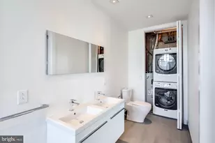 240 N 2nd St, Philadelphia, PA 19106 - Photo 10