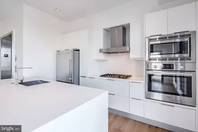 240 N 2nd Street #UNIT 4E, Philadelphia, PA 19106 - Photo 4