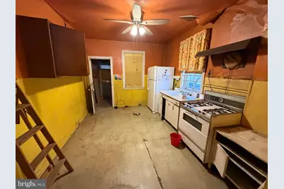 914 E Woodlawn Avenue, Philadelphia, PA 19138 - Photo 4