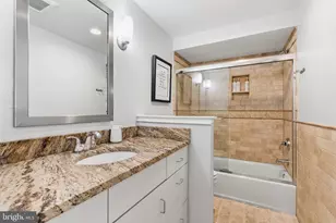631 Addison St, Philadelphia, PA 19147 - Photo 12