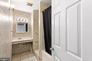 4262 Salmon St, Philadelphia, PA 19137 - Photo 12