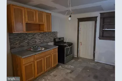 7033 Saybrook Avenue, Philadelphia, PA 19142 - Photo 12