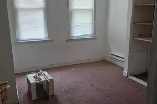 7033 Saybrook Ave, Philadelphia, PA 19142 - Photo 16