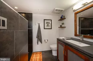 1228 Arch St, Philadelphia, PA 19107 - Photo 24