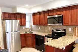 1821 N Bouvier St, Philadelphia, PA 19121 - Photo 14