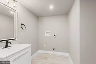3371 Emerald St, Philadelphia, PA 19134 - Photo 20
