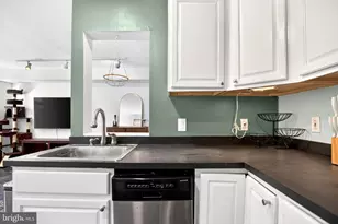 1500 Green St, Philadelphia, PA 19130 - Photo 10