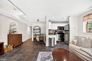 1500 Green St, Philadelphia, PA 19130 - Photo 6