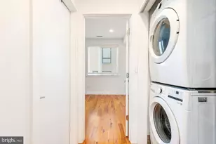 1719 Erdman St, Philadelphia, PA 19130 - Photo 8