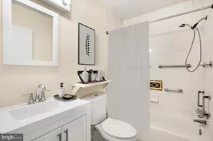 234 Bainbridge St, Philadelphia, PA 19147 - Photo 4