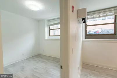 427 Monroe Street #UNIT 402, Philadelphia, PA 19146 - Photo 10