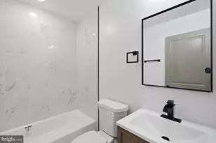 669 N 39th St, Philadelphia, PA 19104 - Photo 8