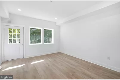 669 N 39th Street #1, Philadelphia, PA 19104 - Photo 6
