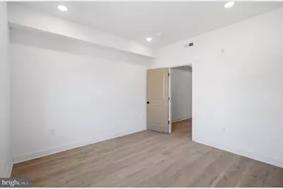 669 N 39th Street #2, Philadelphia, PA 19104 - Photo 2