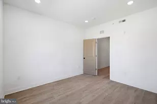 669 N 39th St, Philadelphia, PA 19104 - Photo 4