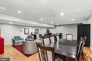 1324 Locust St, Philadelphia, PA 19107 - Photo 32