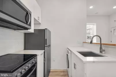 2046 E Huntingdon Street #1F, Philadelphia, PA 19125 - Photo 8