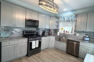 523 Green, Philadelphia, PA 19128 - Photo 2