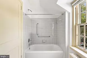 2 Tohopeka Ln, Philadelphia, PA 19118 - Photo 24