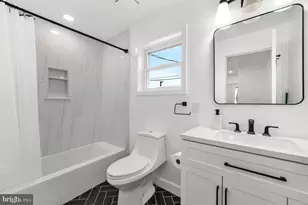 2025 S Cleveland St, Philadelphia, PA 19145 - Photo 18