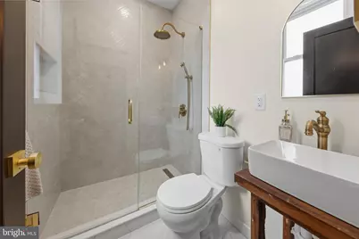 2549 Salmon Street, Philadelphia, PA 19125 - Photo 4