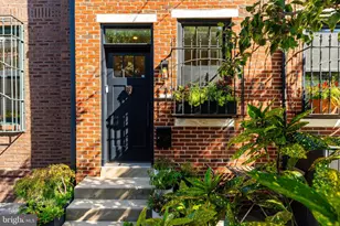 329 Fitzwater St, Philadelphia, PA 19147 - Photo 38