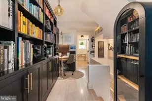 329 Fitzwater St, Philadelphia, PA 19147 - Photo 24