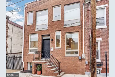 423 E Flora Street, Philadelphia, PA 19125 - Photo 1