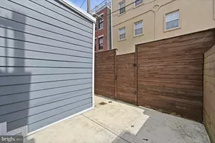 717 S Marvine St, Philadelphia, PA 19147 - Photo 34