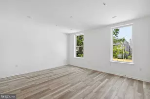890 N 42nd St, Philadelphia, PA 19104 - Photo 22