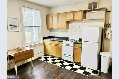 526 19th N #2R, Philadelphia, PA 19130 - Photo 2