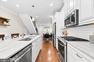 2138 Kater, Philadelphia, PA 19146 - Photo 8