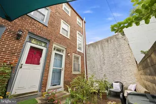 725 Pemberton St, Philadelphia, PA 19147 - Photo 1
