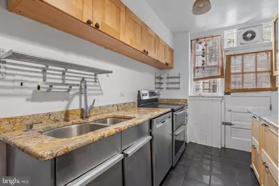 351 S 47th Street #B210, Philadelphia, PA 19143 - Photo 12