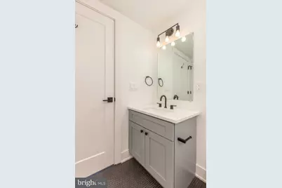 629 W Girard Avenue #502, Philadelphia, PA 19123 - Photo 16